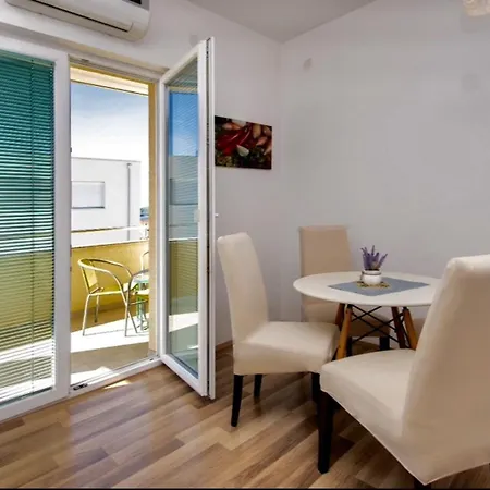 Mia Mara Apartment *