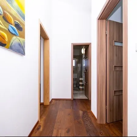 Apartament Mia Mara