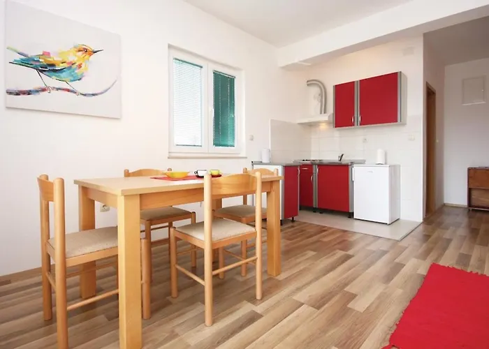 Mia Mara * Brodarica (Sibenik-Knin)